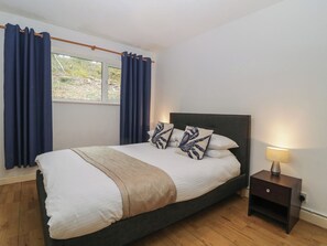 3 Schlafzimmer, individuell dekoriert, individuell eingerichtet