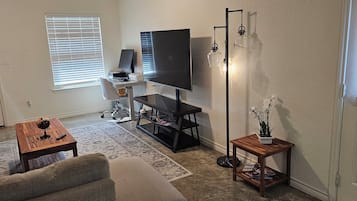 Family Duplex, 3 Bedrooms, Non Smoking, 2 Bathrooms | Living area | 42-inch Smart TV with digital channels, Netflix, streaming services