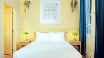 Apartment | 3 bedrooms, iron/ironing board, travel crib, free WiFi