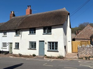 Exterior - Spinning Wheel Cottage (Budleigh Salterton)