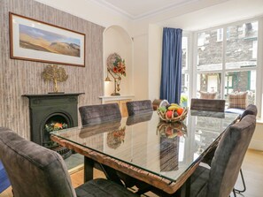 Dining - Nutkin Cottage (Windermere)