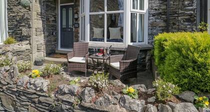 Nutkin Cottage