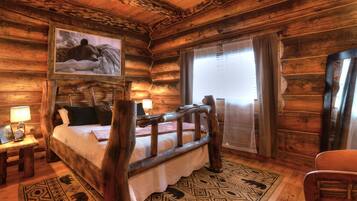 8 chambres, fer et planche à repasser, Wi-Fi, draps fournis