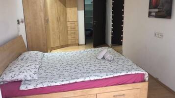 2 soveværelser, skrivebord, Wi-Fi, adgang for kørestole