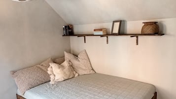 6 chambres, bureau, fer et planche à repasser, Wi-Fi