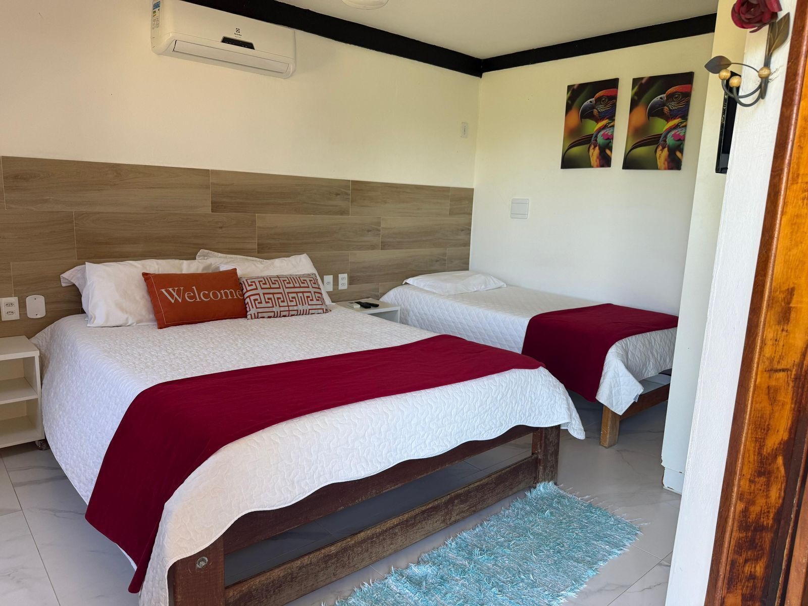 Basic-Dreibettzimmer | Allergikerbettwaren, schallisolierte Zimmer, kostenloses WLAN