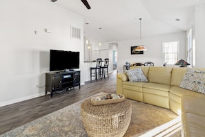 Condo, Multiple Beds, Hot Tub, Pool View (OCEAN KEYS 3331) | Living area - Ocean Keys 2 Blocks To The Ocean (North Myrtle Beach)
