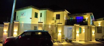 White Vill Hospitality And Homes