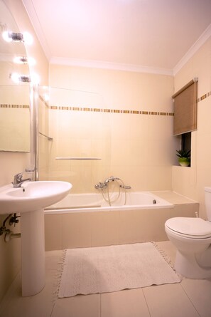 Shower, towels