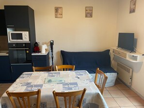 Interior - Seaside house for 2 to 6 people (La Tranche-sur-Mer)