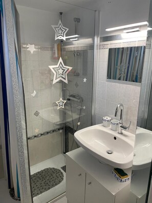 Dusche, Haartrockner