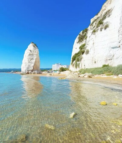 Villa Soleil: family apartments in relaxing oasis 500mt from the sea in Vieste