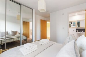 2 dormitorios, wifi gratis, ropa de cama