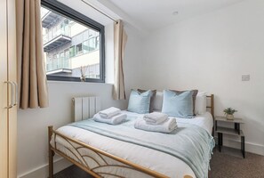 2 bedrooms, free WiFi, bed sheets - 2 Bedroom Apartment | 2 Beds | Millharbour (London)