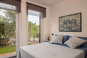 3 slaapkamers, een strijkplank/strijkijzer, wifi, beddengoed
