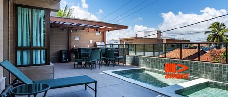 Apartment | Outdoor dining