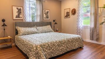 4 soverom, strykejern/-brett, reiseseng for barn og wi-fi (inkludert)