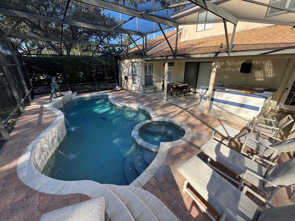 Outdoor pool, sun loungers