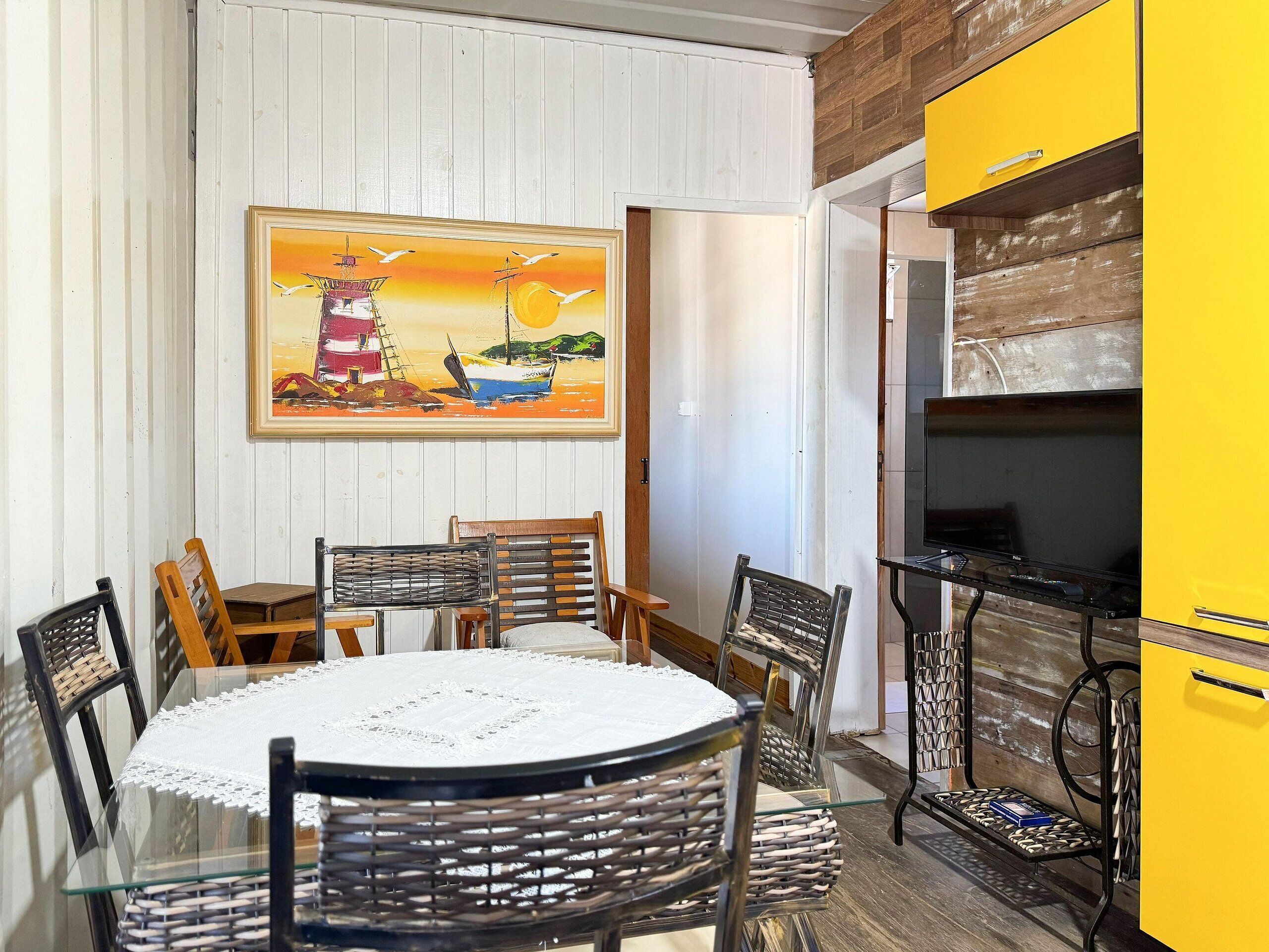Apartment | Dining