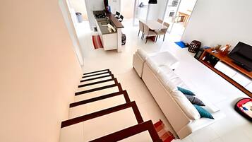 Villa | Área de sala de estar | Televisión de pantalla plana