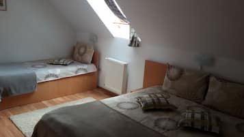 Basic Double Room, Balcony, Garden View | Desk, blackout drapes, iron/ironing board, free WiFi