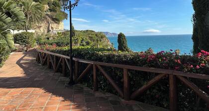 Enjoy views, Capistrano Playa 709, right above Burriana beach, Nerja