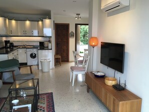 微波炉、烤箱、炉灶