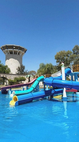Exterior. Cabañas Splash Valladolid