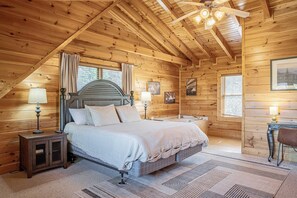 House (5 Bedrooms) | Interior - Bear Creek Way by Avantstay Hot Tub, Game Room, Air Hockey, Near Dollywood & Smoky Trails (Sevierville)