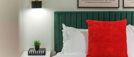 1 chambre, bureau, fer et planche à repasser, Wi-Fi gratuit