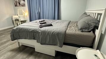 2 bedrooms, desk, free WiFi