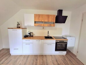 Fridge, oven, stovetop, dishwasher - White Cat by the Pond (Unknown)
