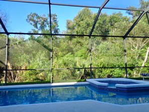 Nhà, nhiều giường, có thể sử dụng hồ bơi, quang cảnh hồ bơi (Weikva Villa) | Quang cảnh từ phòng
