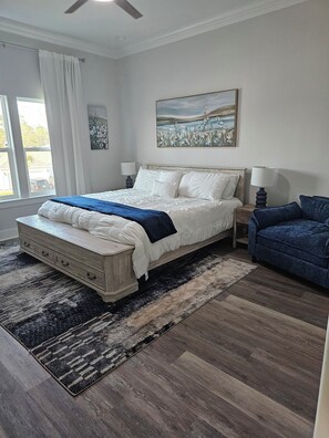 4 bedrooms, desk, iron/ironing board, free WiFi -  Name of property Laguna Haven getaway (Panama City Beach)