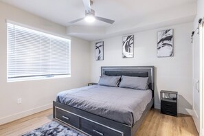 2 bedrooms, in-room safe, iron/ironing board, free WiFi - Cozy 2-bedroom 2bath luxury Desert oasis Desert Ridge Phoenix Arizona (Phoenix)