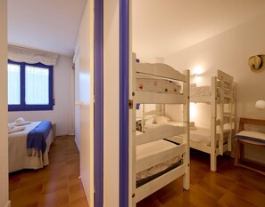 Apartment - Apartment in Calella Near Sandy Beach (Palafrugell)