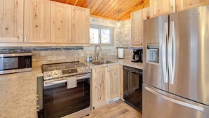 Unclassified image, 2 of 25, button - Near Golf & Lake: Breezy Point Resort Log Cabin (Pequot Lakes)