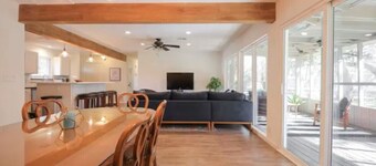 Charming 3-BDR East Austin Retreat with Spacious Backyard