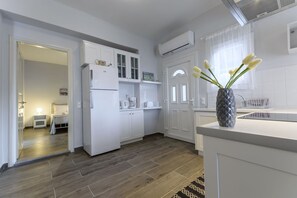 Interior - Alisachni-Steps from the sea by Corfu Stay Solutions (Apraos)