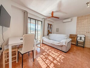 Living area - Beautiful 1 Bedroom Apartment in Velilla (Almunecar)