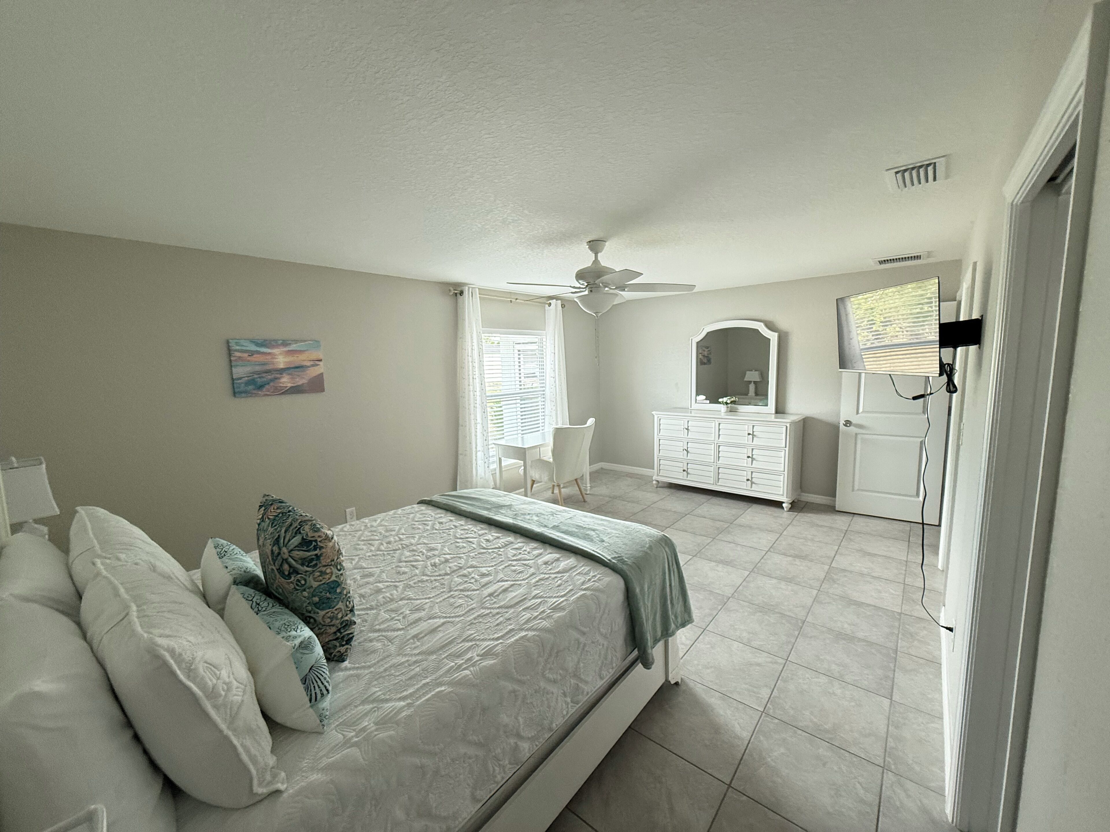 3 habitaciones, escritorio y wifi gratis 