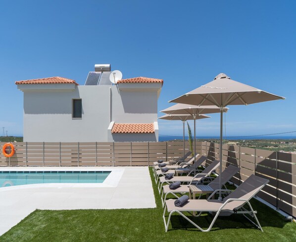 Villa | Pool | Indoor pool, outdoor pool - Villa in Crete With Sea Views & Private Pool (Rethymno)