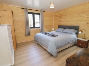 3 bedrooms, individually decorated, individually furnished, free WiFi - Sunset Lodge 5 (Llanbedr)