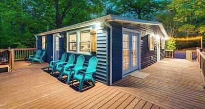 Jax Mountain Getaway MovieRoom Hot Tub yard games