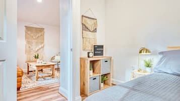 3 chambres, fer et planche à repasser, lit parapluie, Wi-Fi gratuit