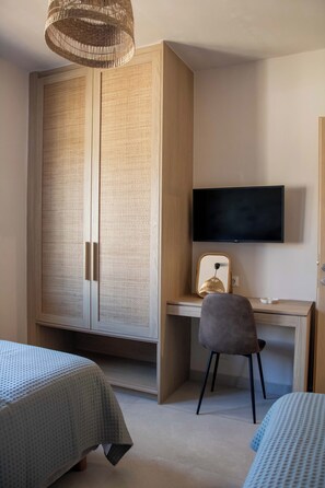 Villa Deluxe, vue mer | 3 chambres, coffres-forts dans les chambres, bureau, rideaux occultants
