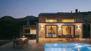 Front of property - evening/night