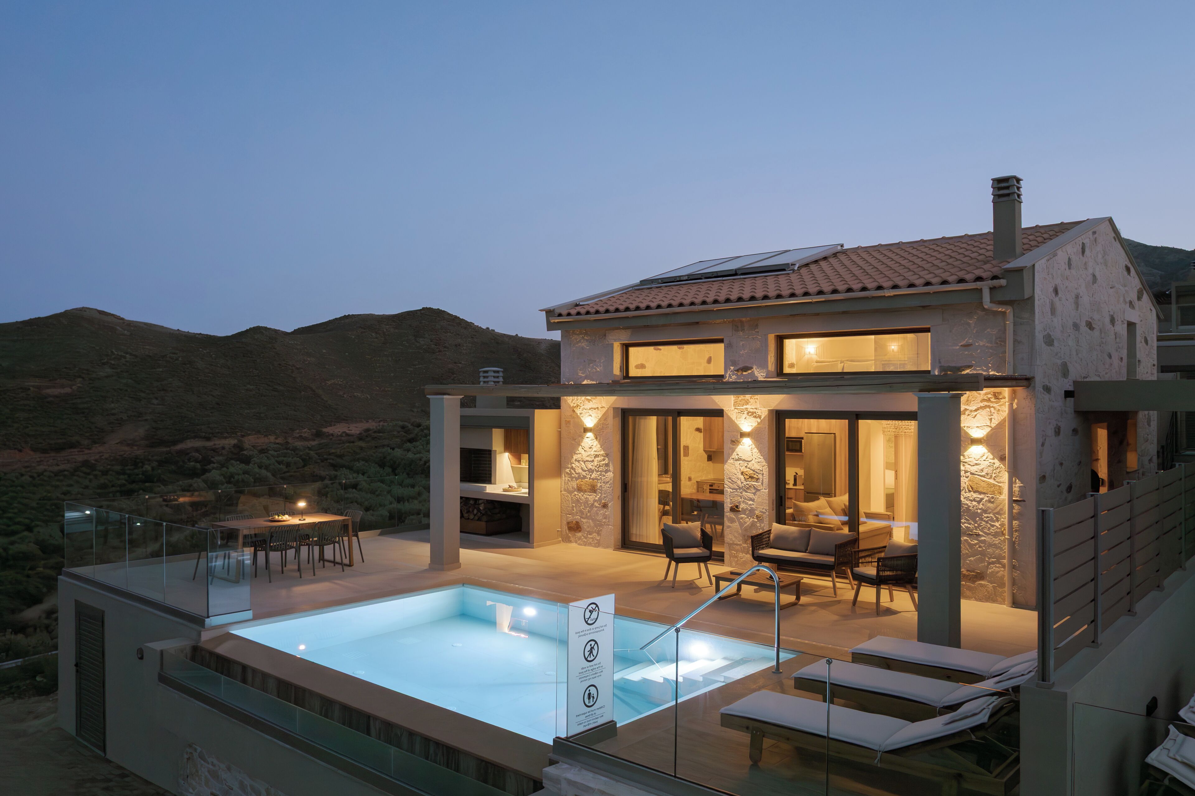 Front of property - evening/night