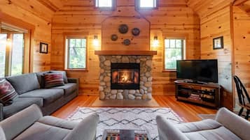 Smart TV, fireplace, DVD player