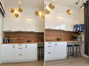 Réfrigérateur, four à micro-ondes, surface de cuisson, lave-vaisselle
